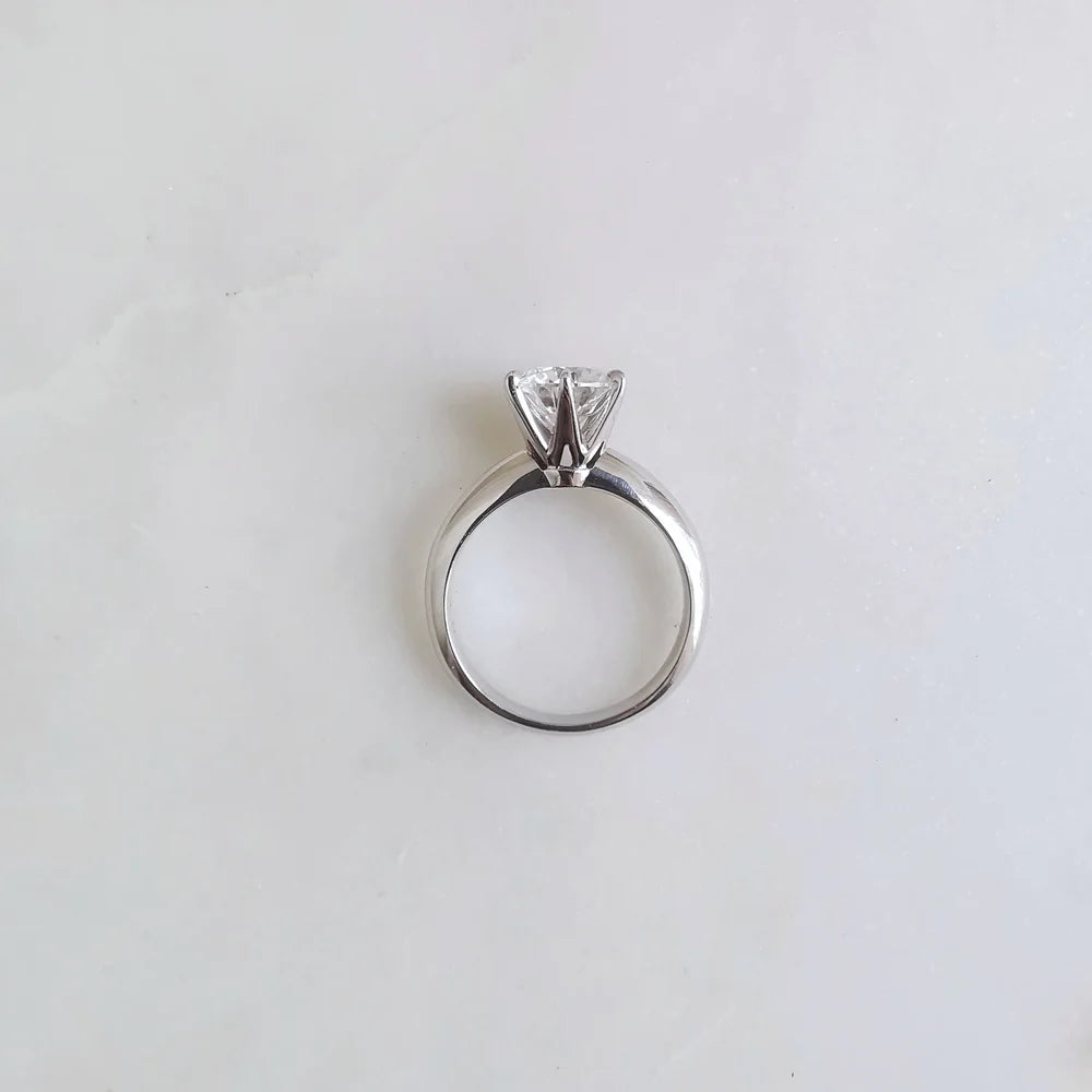 18K Kenolee Moissanite Ring