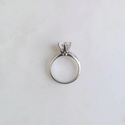 18K Kenolee Moissanite Ring