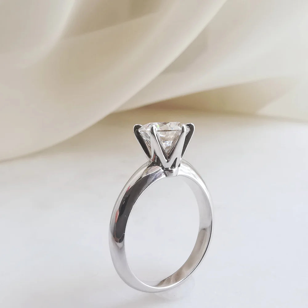 18K Kenolee Moissanite Ring