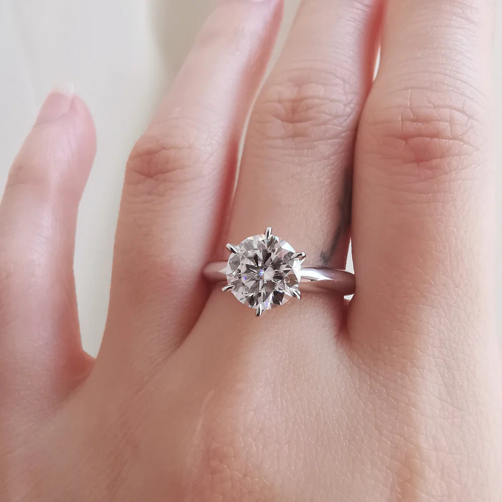 18K Kenolee Moissanite Ring