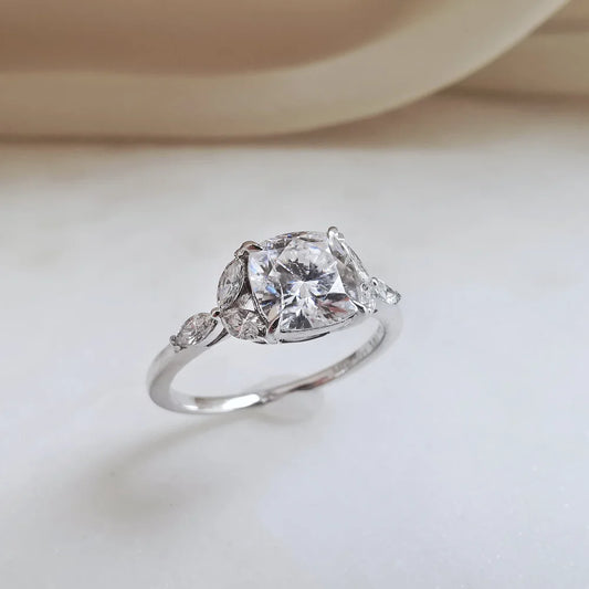 18K Shirley Moissanite Ring