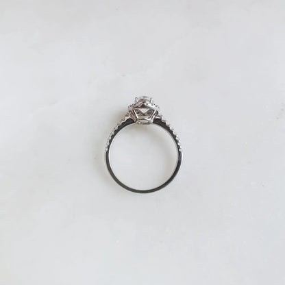 18K Aisley Moissanite Ring