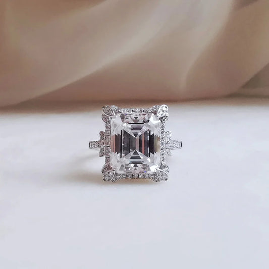 Fairy Queen Moissanite Ring