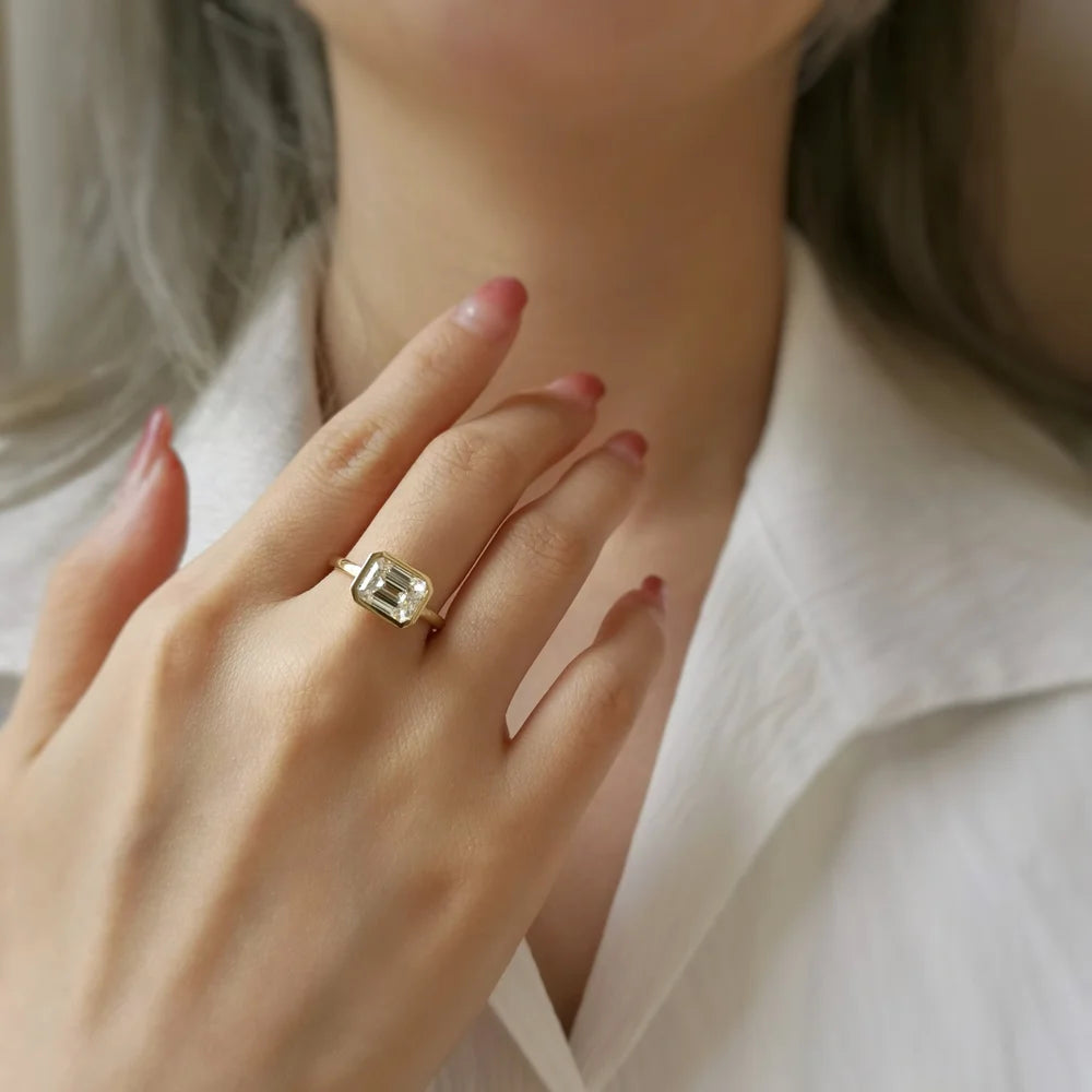 14K Aubrey Emerald Cut Moissanite Ring