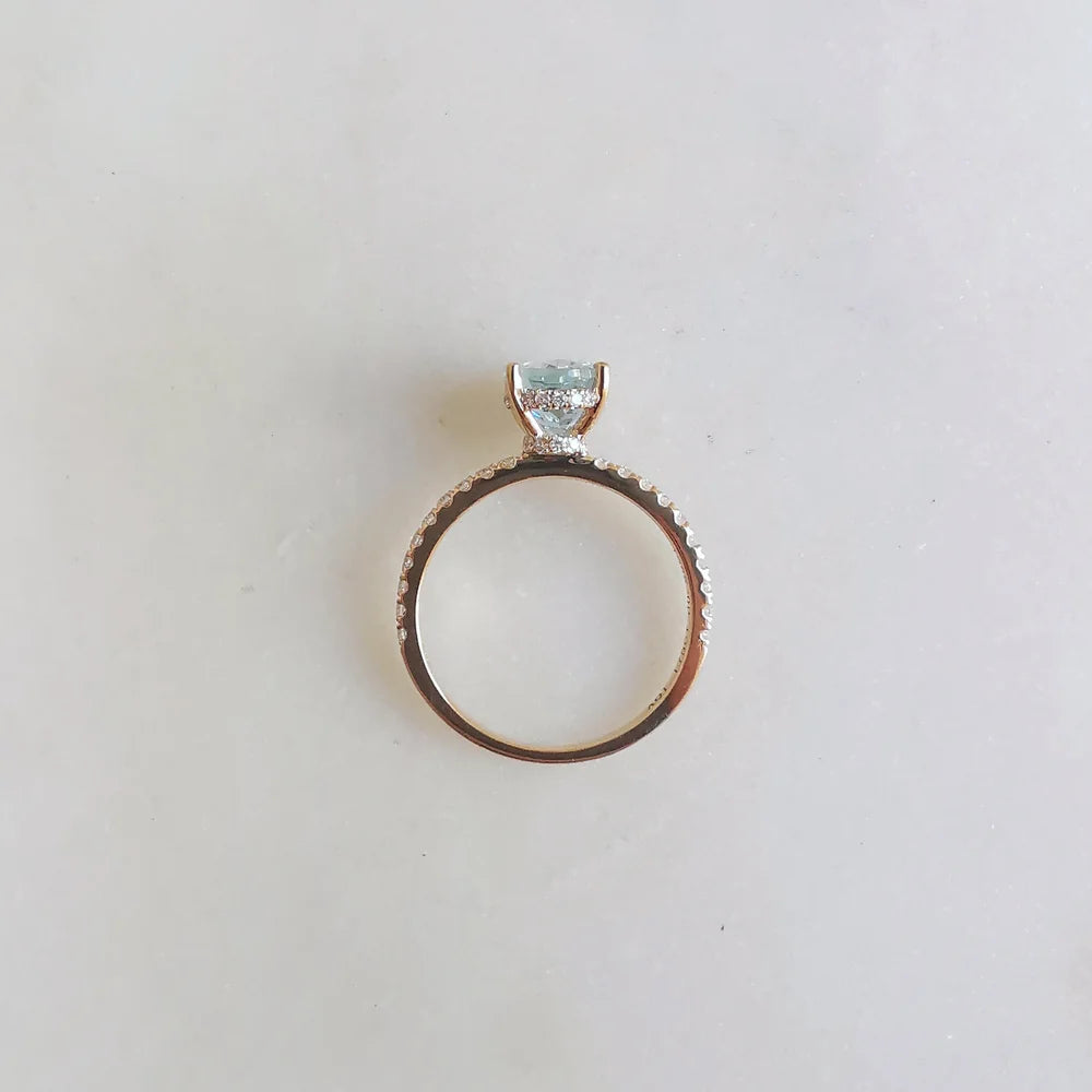 18K Astrid Aquamarine Ring