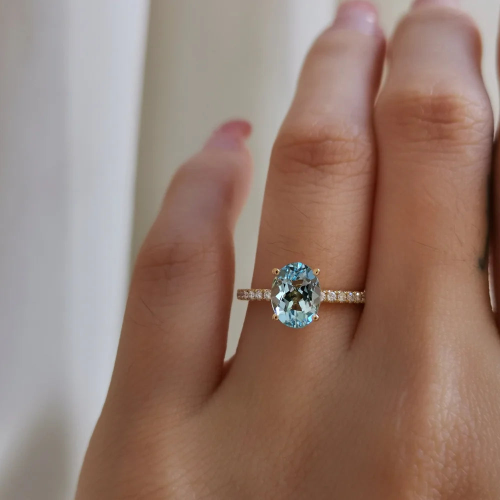18K Astrid Aquamarine Ring
