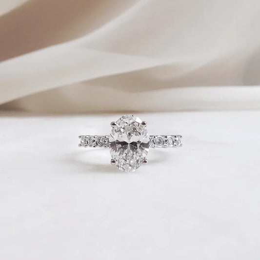 18K Dylan Lab-Diamond Engagement Ring