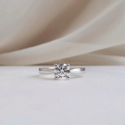 18K Classic Four Claw Lab Diamond Ring
