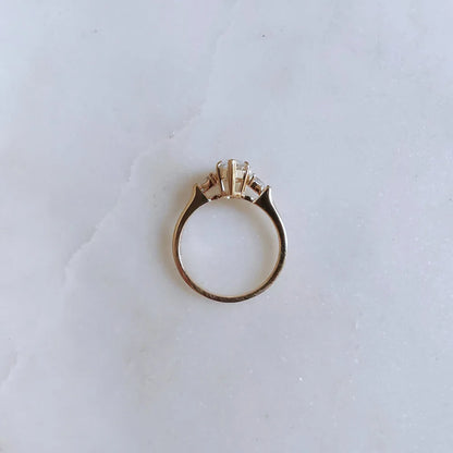 18K Freya Pear Lab-grown Diamond Engagement Ring