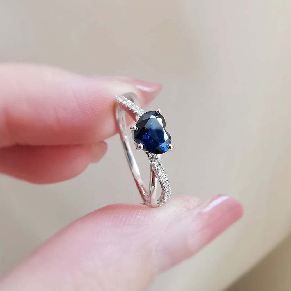 18K Heart Blue Sapphire Ring