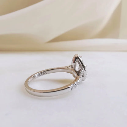 18K  Pear Lab-grown Diamond Engagement Ring