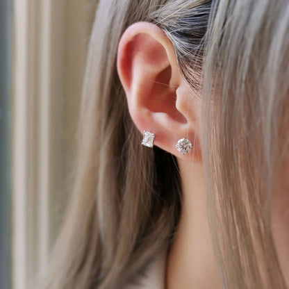 18K Henry Lab-grown Diamond Earring