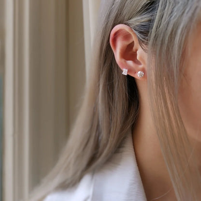 18K Henry Lab-grown Diamond Earring