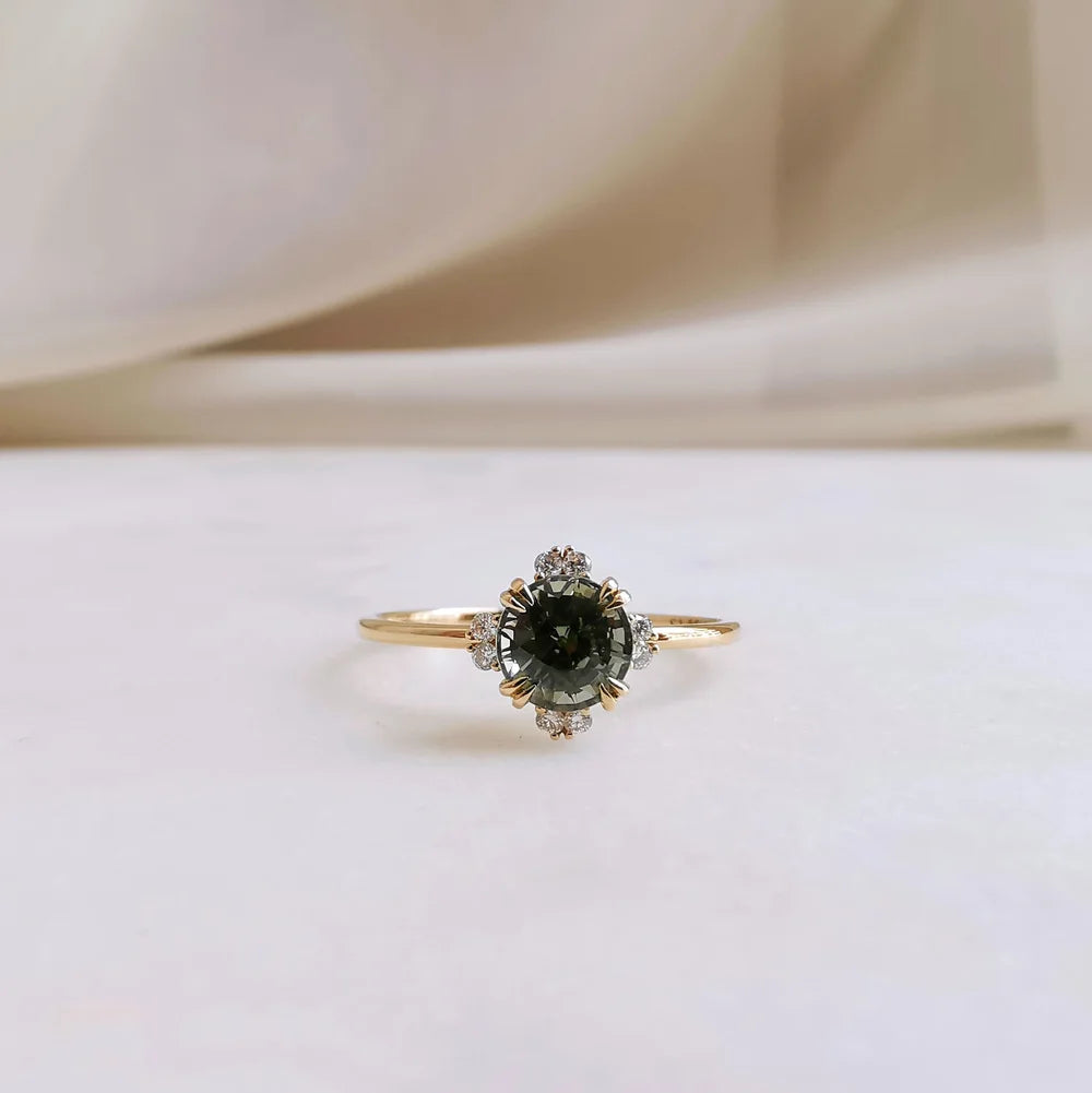18K Lavender/ Green Sapphire Ring