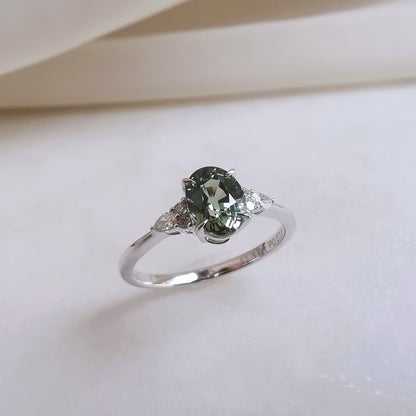 18K Paisley Green Sapphire Ring