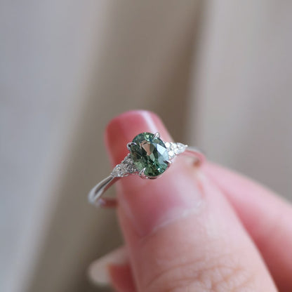 18K Paisley Green Sapphire Ring