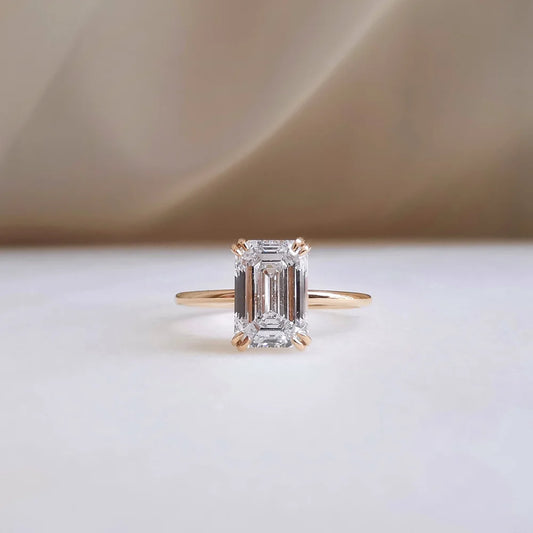 18K Emearld Cut Lab-grown Diamond Ring