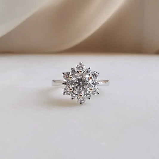 18K Snowflake Lab-grown Diamond Ring