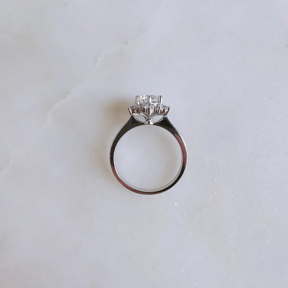 18K Snowflake Lab-grown Diamond Ring
