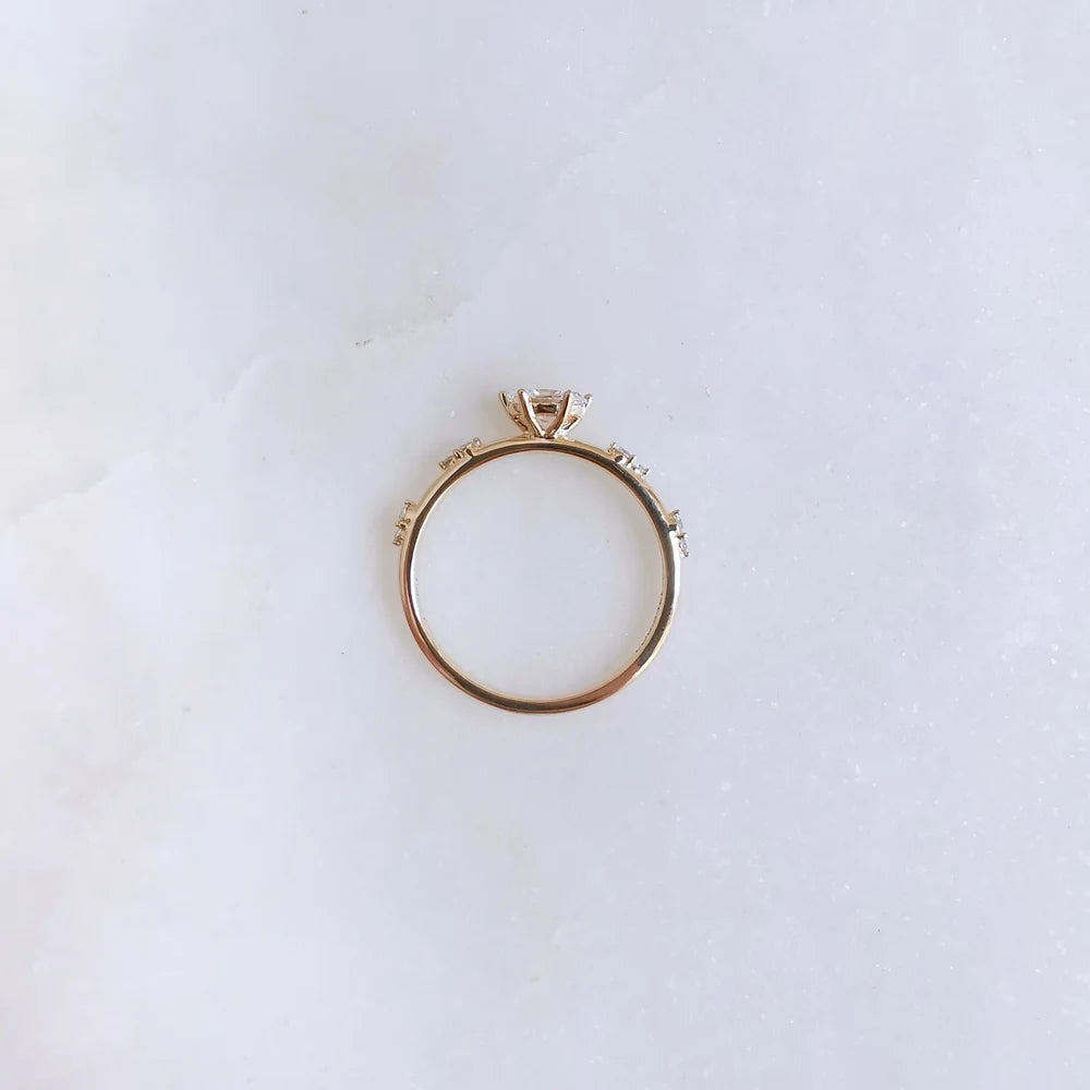 18K Oval Lab Diamond Distance Ring