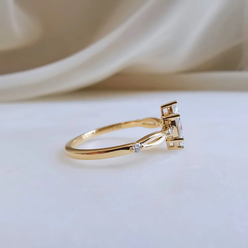 18K Dainty Marqusie Moissanite Ring