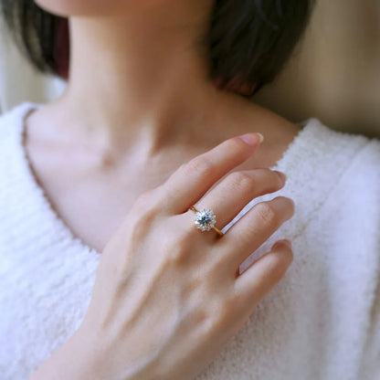 18K Luna White Sapphire Ring