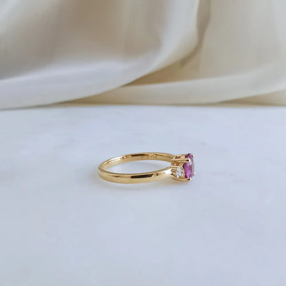 18K Cosmic Pink Sapphire Ring