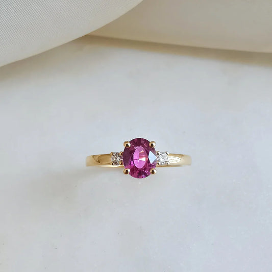 18K Cosmic Pink Sapphire Ring