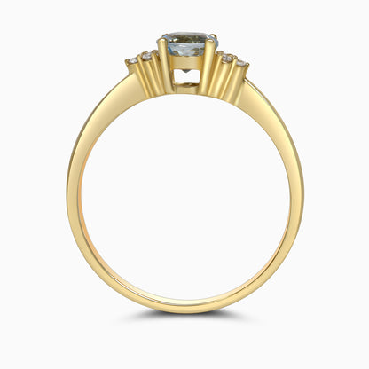 Brilliant Aquamarine and diamond ring
