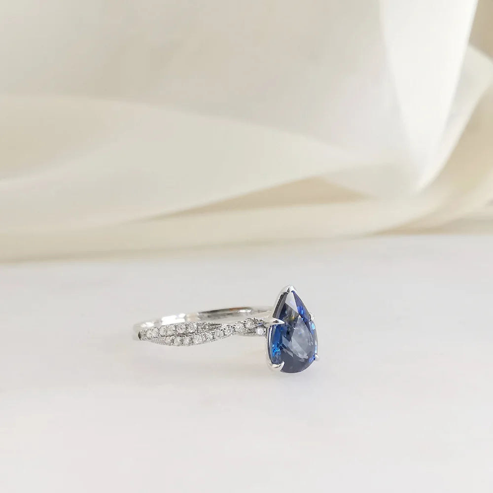 18K Blue Tear Sapphire Ring