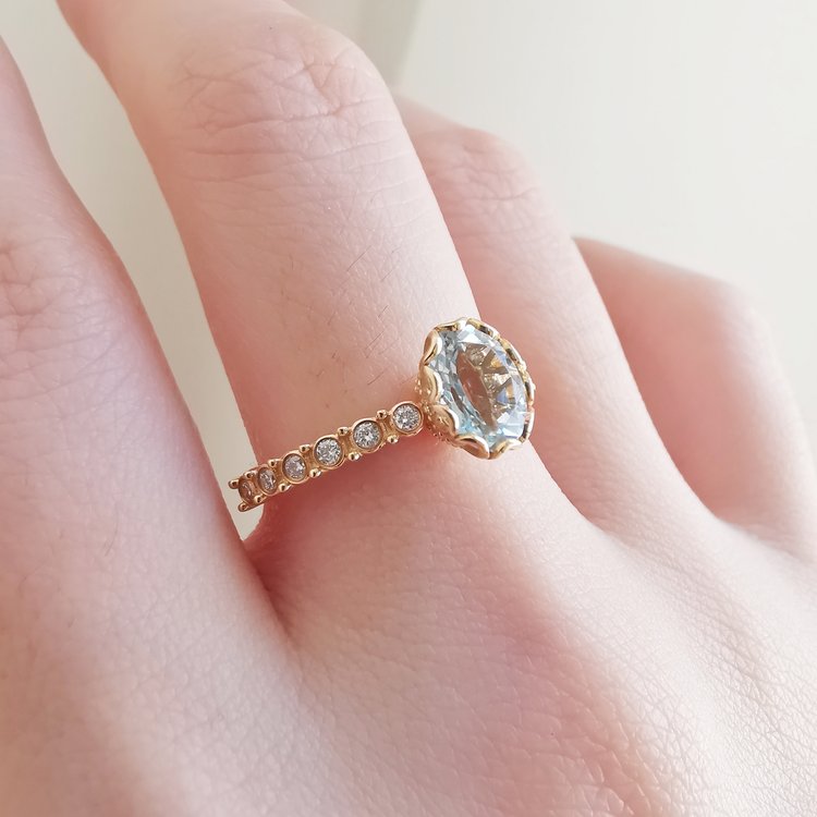 BASKET Aquamarine and Diamond Engagement Ring