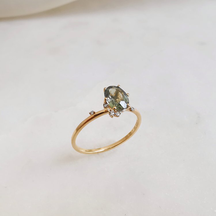 DAINTY Minimalist Oval Green Sapphire Engagement Ring